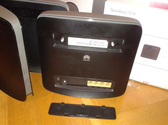 HUAWEI ruter 4G LTE 300Mb internet mobilny router monitoring