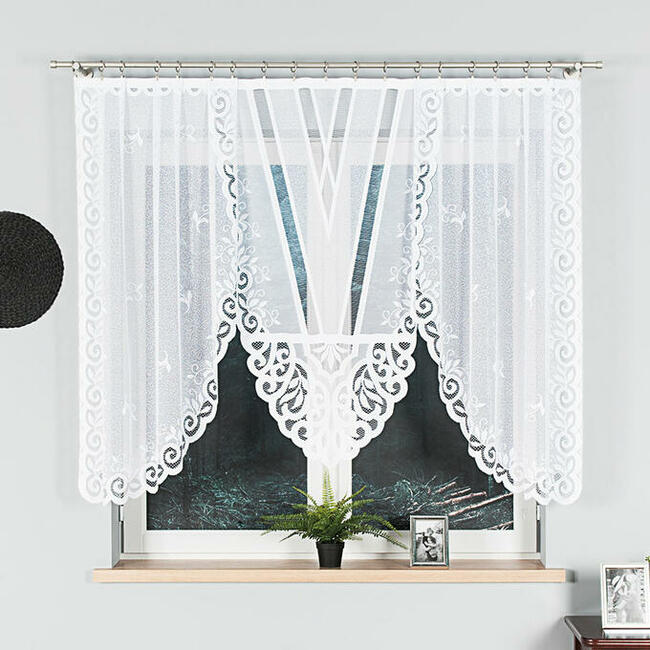 Długie firany na taras i balkon, firanki szyte na taśmie