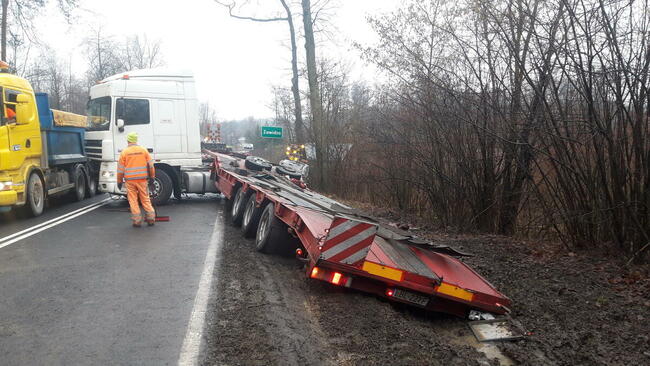 Laweta*Transport samochodów osobowych I dostawczych Tir 24h