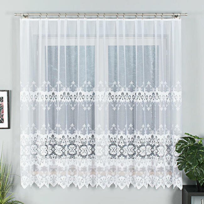 Długie firany na taras i balkon, firanki szyte na taśmie