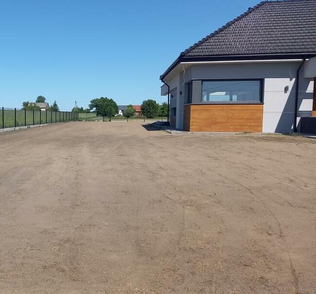 Niwelacja terenu przygotowanie pod trawnik PUŁAWY
