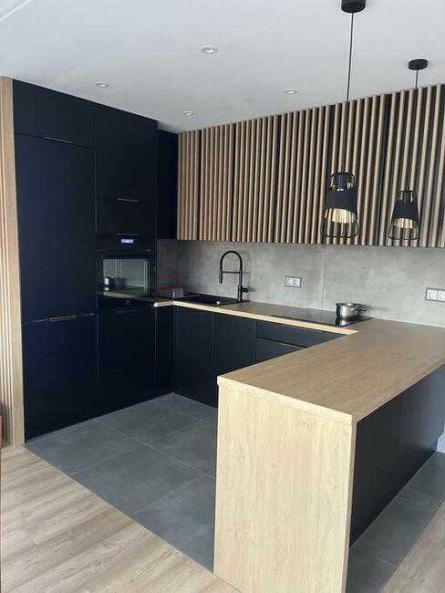 Meble na wymiar, kuchenne, szafy wnękowe, meble nietypowe