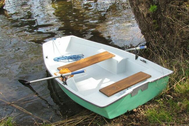 Sprzedamy łódka łódź wędkarska płaskodenna wiosłowa motorowa