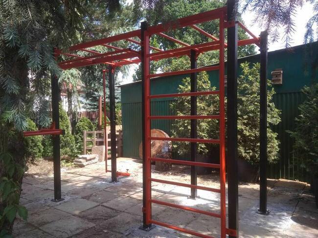 Street workout, drążek, podciągania, brama Crossfit, Tr