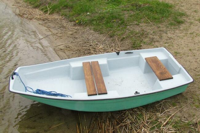 Sprzedamy łódka łódź wędkarska płaskodenna wiosłowa motorowa