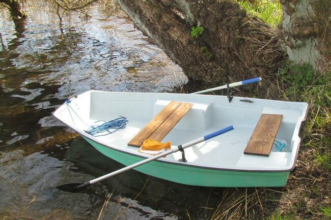 Sprzedamy łódka łódź wędkarska płaskodenna wiosłowa motorowa