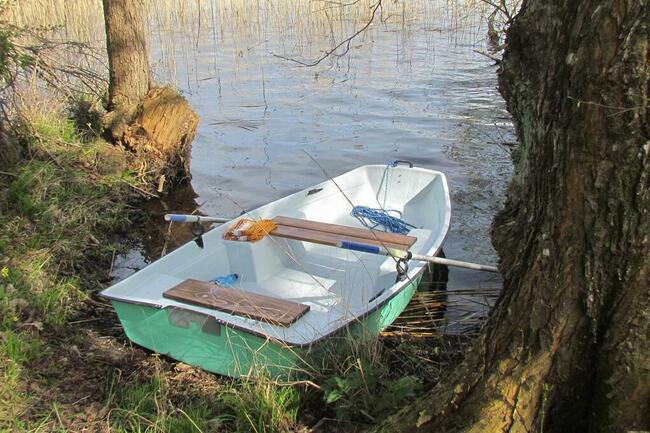 Sprzedamy łódka łódź wędkarska płaskodenna wiosłowa motorowa