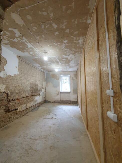 Piwnice, magazynki na wynajem - różne powierzchnie, Łazarz