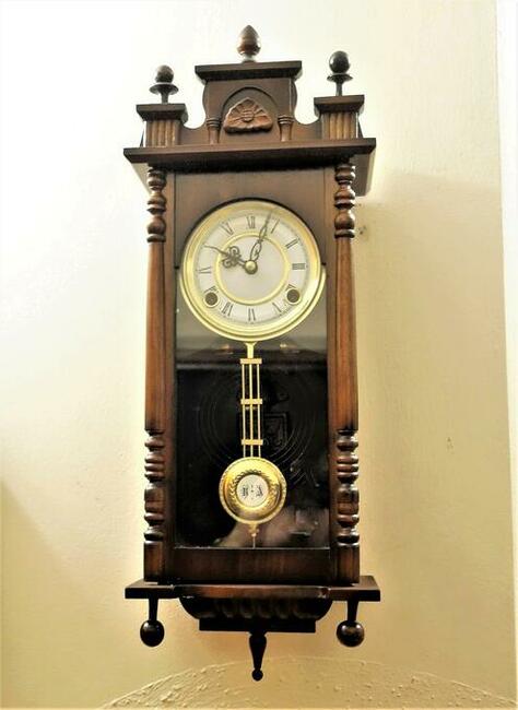 F.H.S ładny, stylowy zegar wiszący, miniaturka