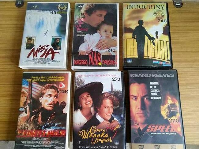 Kasety VHS i magnetofonowe oraz płyty CD i DVD