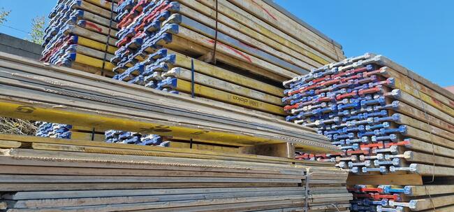 Szalunki Stemple Podpory Stojaki Dźwigar H20 Blaty Sklejka