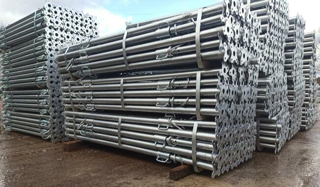 Szalunki Stemple Podpory Sztyce Dźwigar DOKA Belki Stojaki