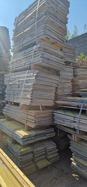 Dźwigary Belki Legary Stemple Sztyce Podpory Sklejka Stojaki