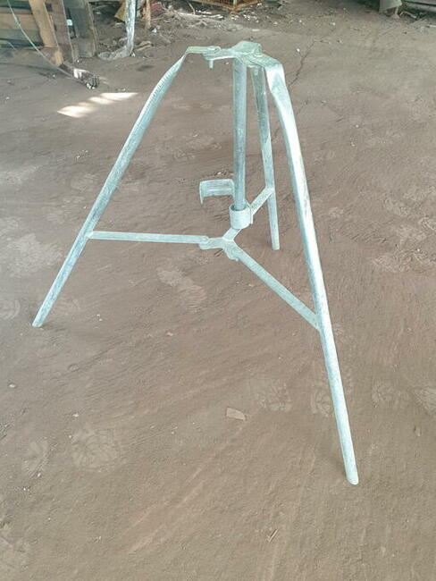 Stemple Podpory Sztyce Dźwigar DOKA Belki Blaty Sklejka