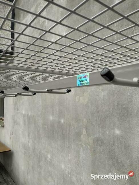 Wieszak na kombinezony straż pożarna - remiza strażacka