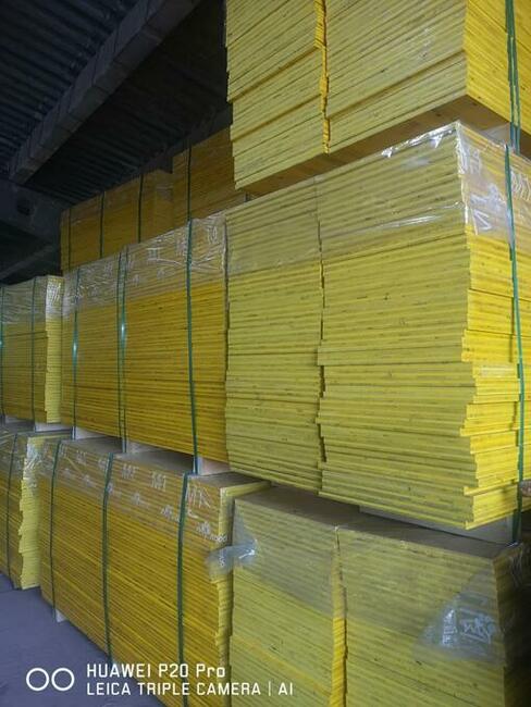 Stemple Podpory Sztyce Dźwigar DOKA Belki Blaty Sklejka