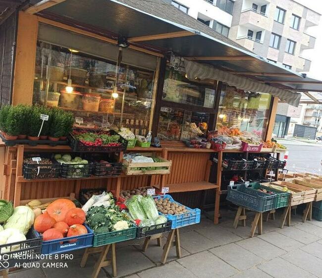 Sprzedam kiosk warzywny w ruchliwej okolicy
