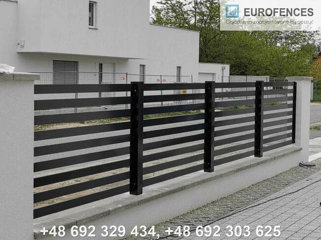 Nowoczesne ogrodzenie palisadowe aluminiowe