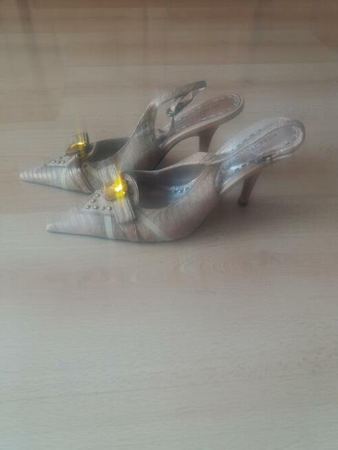 Eleganckie buty damskie