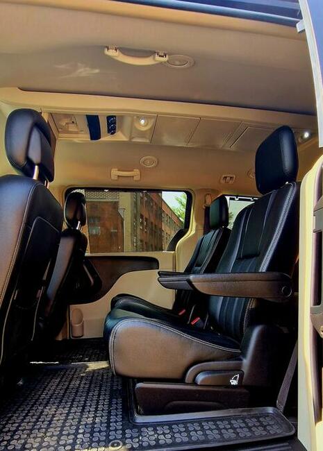 Wynajem kierowcy z busem 7 osób