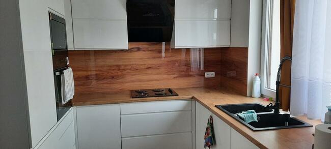 Panele szklane do kuchni poznań - szklarz poznań Glasston