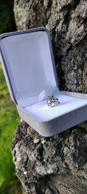 Srebrny charms zawieszka Anielskie skrzydła do bransoletka