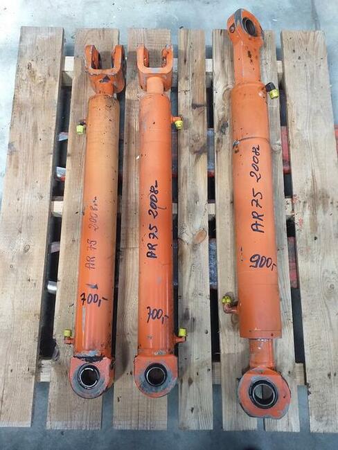 Części do ładowarki Atlas AR 75 z 2008 rok.