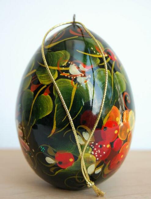 Drewniana pisanka rosyjska Rosja kwiaty jarzębina rękodzieło