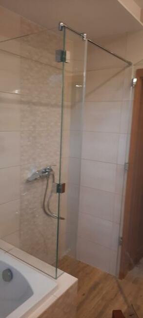 Kabiny prysznicowe na wymiar - Glasston szklarz poznań