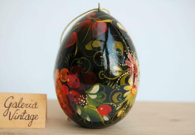 Drewniana pisanka rosyjska Rosja kwiaty jarzębina rękodzieło