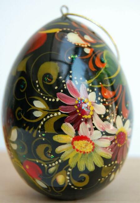 Drewniana pisanka rosyjska Rosja kwiaty jarzębina rękodzieło