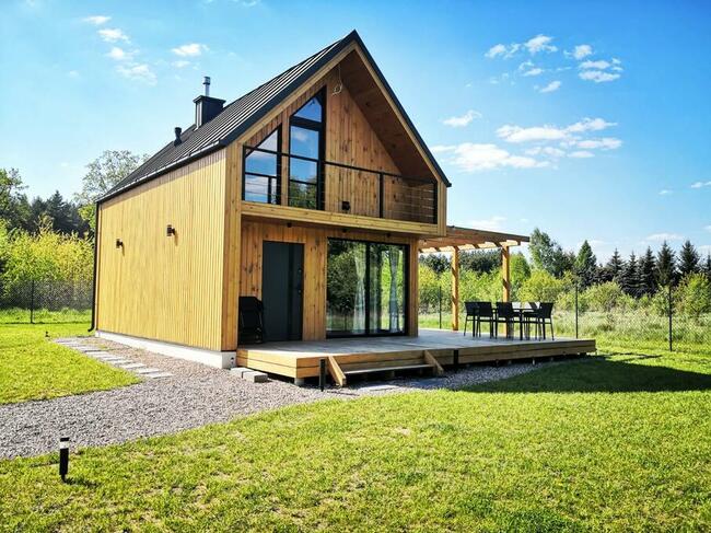 Domek z jacuzzi nad jeziorem.Mazury, balia, kominek