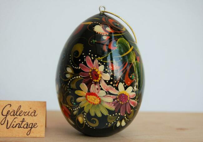 Drewniana pisanka rosyjska Rosja kwiaty jarzębina rękodzieło