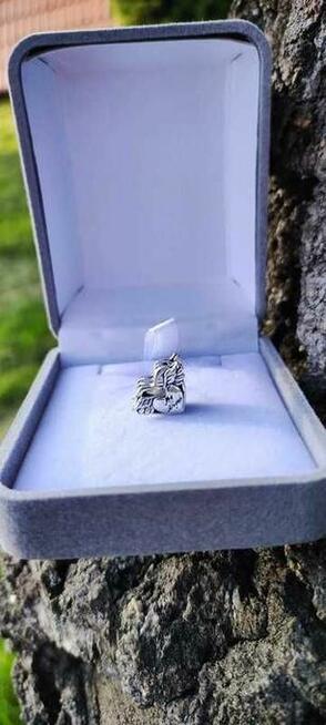 Srebrny charms zawieszka Anielskie skrzydła do bransoletka