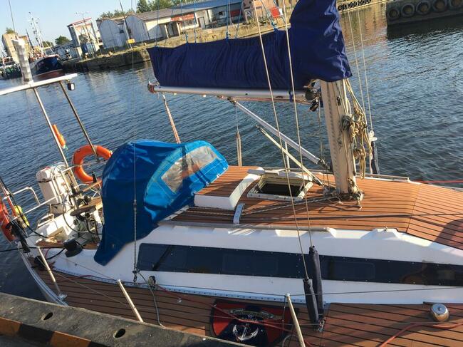 Jacht żaglowy 30 stóp balastowy 2024Ustka