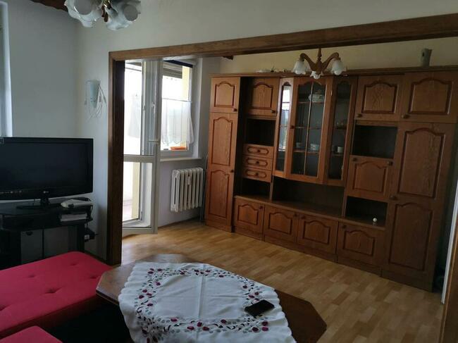 3 pok. wyposażone mieszkanie z balkonem i piwnicą.