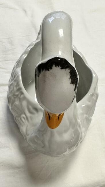 Porcelanowy łabędz