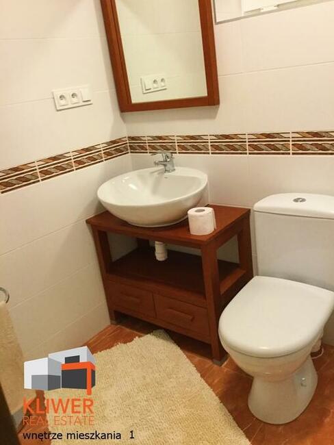 Dom pod inwestycję, 8 umeblowa. mieszkań do wynajmu. Radość