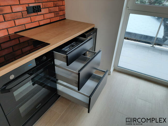 Ircomplex - Meble na wymiar - Lublin - KONKURENCYJNE CENY