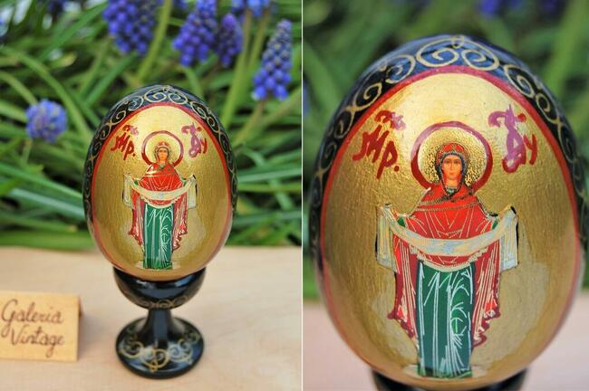 Drewniana pisanka na nóżce, Rosja, ikona Matka Boża