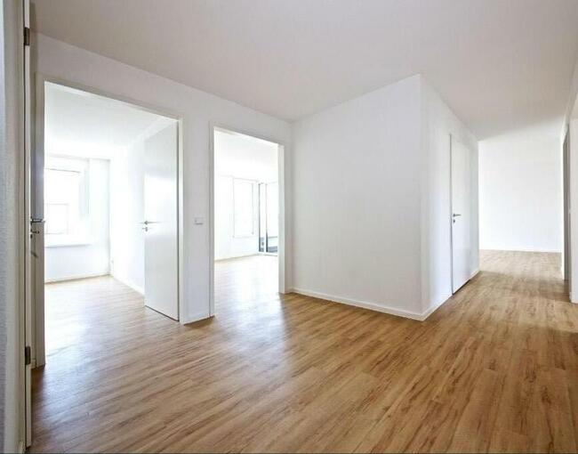 Montaż, paneli podłogowych, winylowych, parkietu, remonty