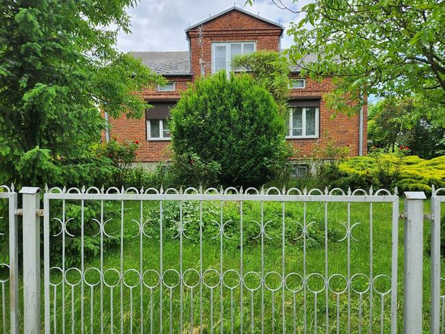 Dom w zaciszu. Dobre połączenie do Lublina