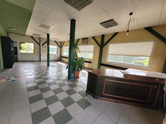 BIURO, GABINET, SALON, SALA, SZKOŁA