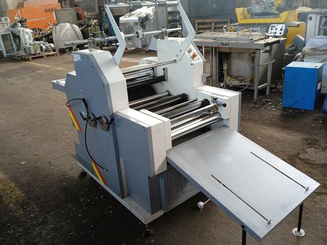 Foliarka półautomatyczna Loretta CTL-SS-550