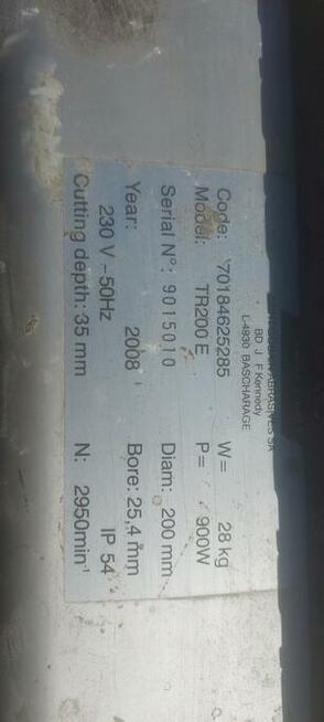 Przecinarka do płytek TR 200 E