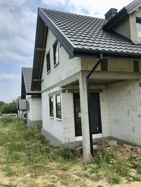 Sprzedam połowę domu w zabudowie blizniaczej