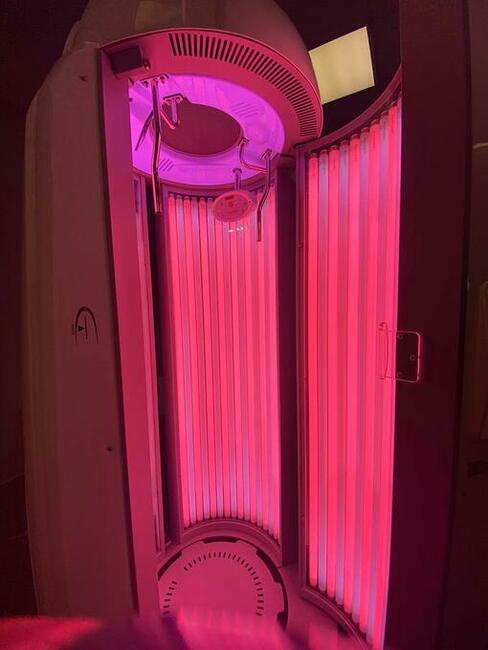 NOWA KABINA SOLARIUM STOJĄCE SPORTARREDO „VEGA E.C.O.”