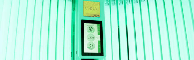 NOWA KABINA SOLARIUM STOJĄCE SPORTARREDO „VEGA E.C.O.”