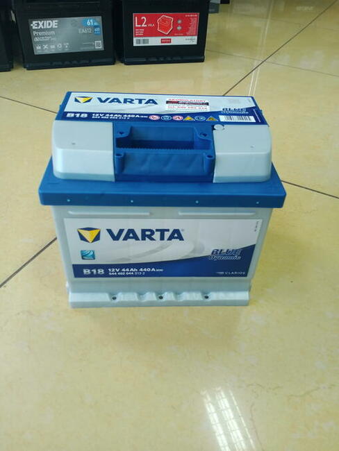 Akumulator VARTA Blue Dynamic B18 44Ah 440A EN Grudziądz 