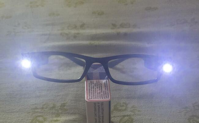 Okulary z diodami LED +1:00